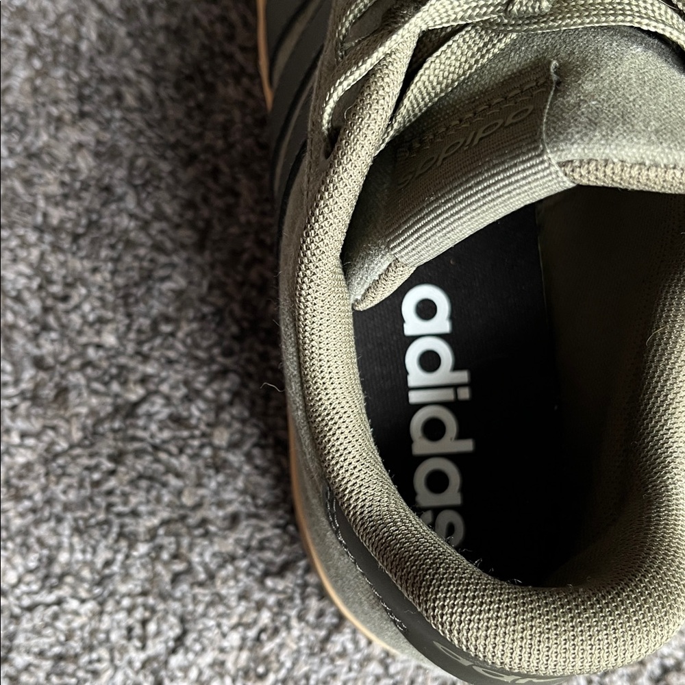 With Box - adidas Olive Green Sneakers with Black Stripes and Gum Sole. Sz 7.5 - Picture 3 of 6